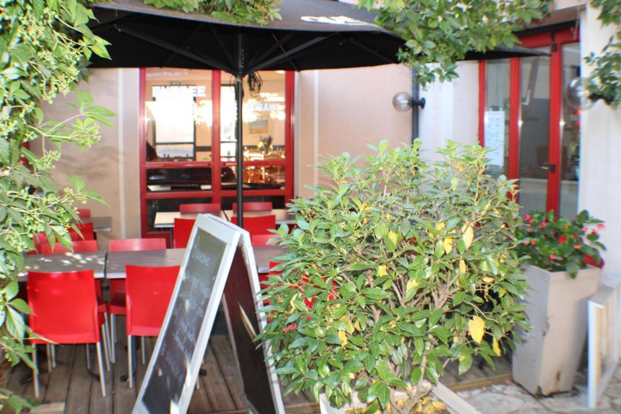 Hotel Les Vignes Rouges Ispagnac Exterior foto